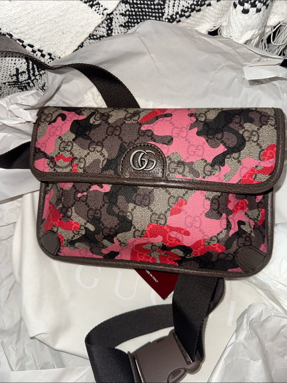 Gucci Brown Pink Red Camouflage GG Canvas waist belt bag  and crossbody - Picture 6 of 8